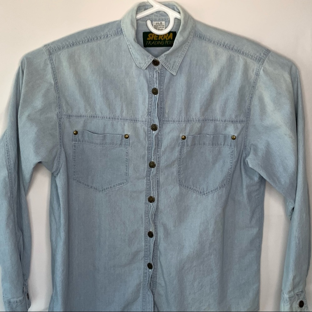 Womens Medium Long Sleeve Denim Vintage Shirt